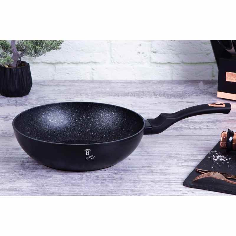 BERLINGERHAUS Pánev WOK s mramorovým povrchem 28 cm Black Rose Collection