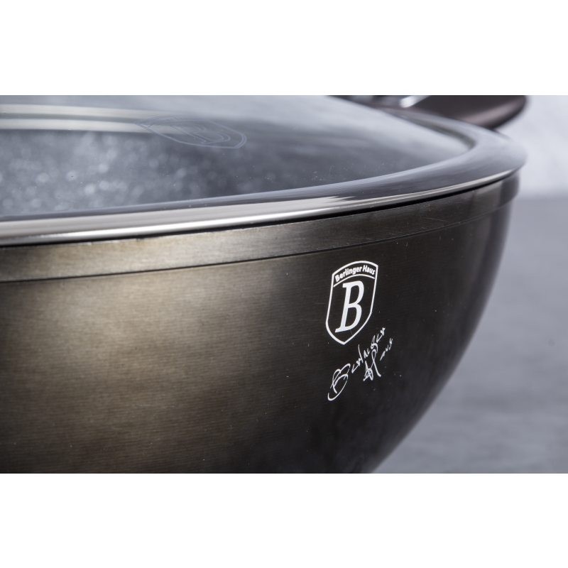 BERLINGERHAUS Wok pánev s poklicí s mramorovým povrchem 30 cm Shiny Black Edition