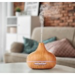 Aroma difuzér elektrický dřevěný s LED osvětlením