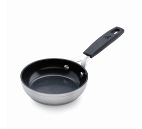 Pánev s nepřilnavým povrchem SMART 16 cm stříbrná