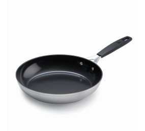 Pánev s nepřilnavým povrchem SMART 24 cm stříbrná