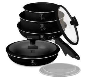 Sada nádobí s titanovým povrchem 9 ks Matte Black Collection